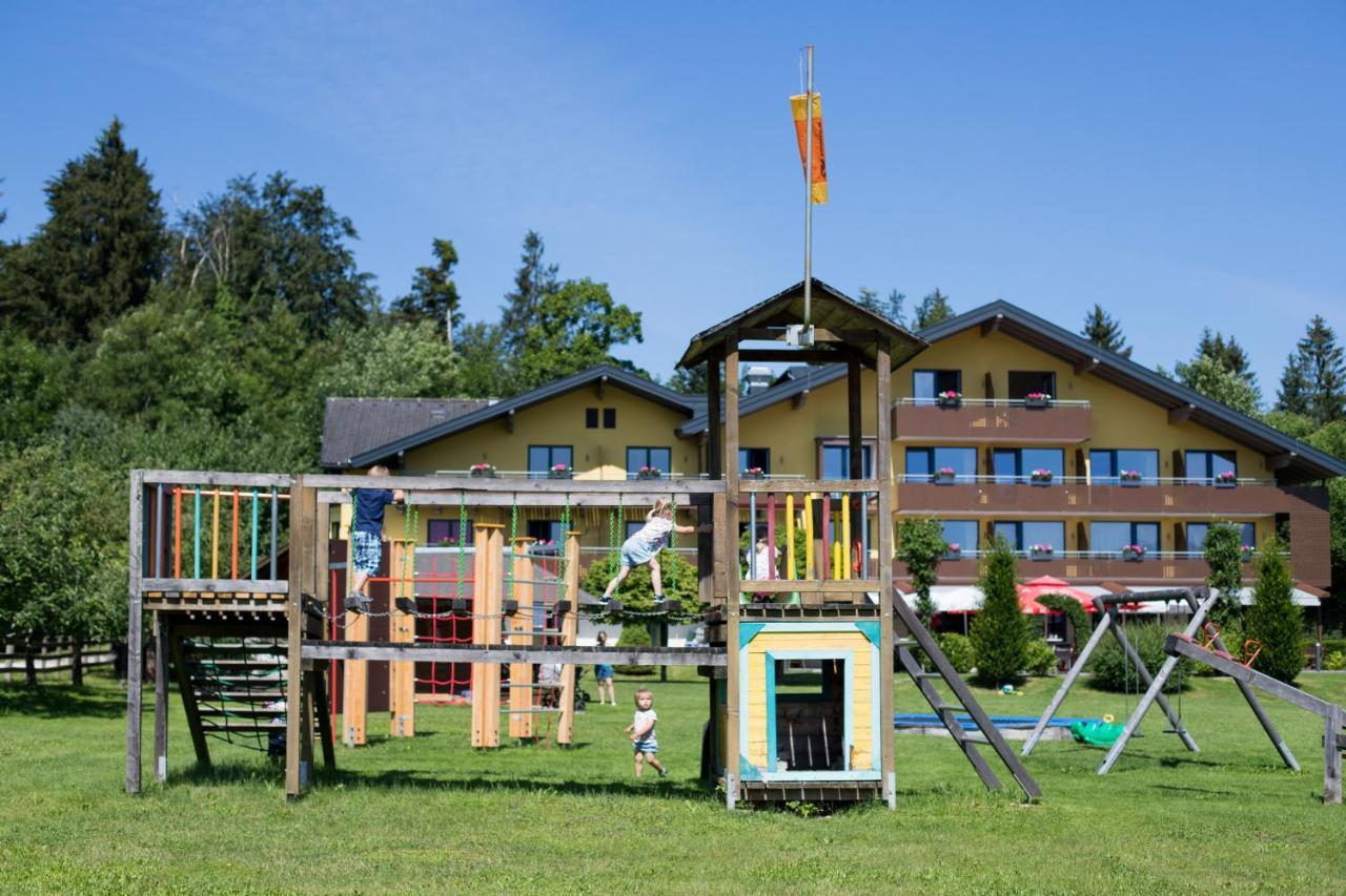 Hotel Aberseehof Sankt Gilgen Bagian luar foto